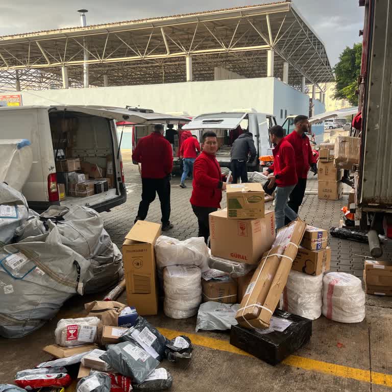 Aras Kargo Teslim Etmediği İçin Samsung Klimamı Şubeden Almak Zorunda Kaldım