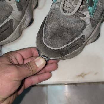 Kısa Sürede Deforme Olan Çocuk Ayakkabısı Ve Cevapsız İade Talebi