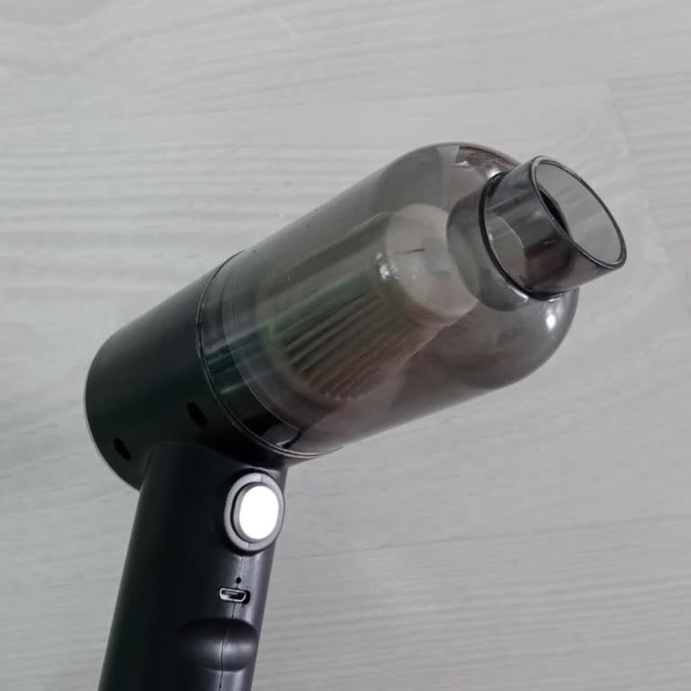 Reklamda Gösterilen Üç Kademeli Araç Süpürgesi Farklı Gönderildi