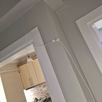 Türk Telekom Ekiplerinin Fiber Kablosunu Özensiz Döşemesi