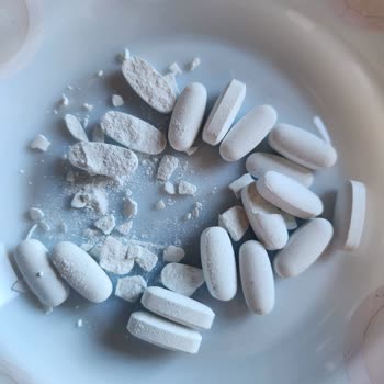 Kırık Ve Ufalanmış Tabletler Nedeniyle Güvenlik Endişesi Ve Firma Cevap Bekliyor