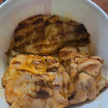 Köfteci Yusuf’da Yanmış Ve Pişmemiş Yemekler İçin İade Talebi