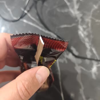 Eti Browni Classic Kutu İçinde Boş Paketler Bulundu