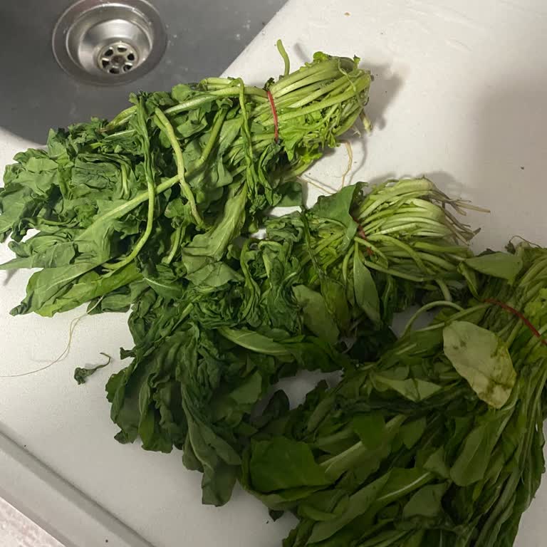 Migros Hemen'den Çürük Roka Ve Geciken Teslimat