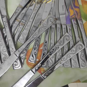 Karaca Çatal Bıçak Takımının Kısa Sürede Paslanması Ve Değişim Talebi