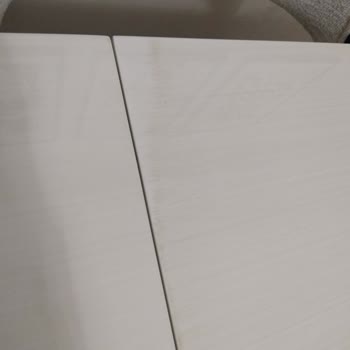 Mutfak Takımında Siyah Lekeler Ve Gıcırdama, Teslimat Gecikmesiyle Mağduriyet