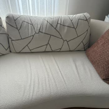 Ergül Mobilya'da Moon Koltuk Takımında Aşırı Potlaşma Ve Deformasyon