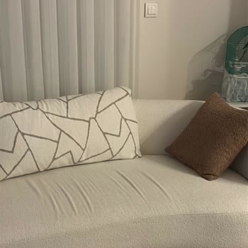 Ergül Mobilya'da Moon Koltuk Takımında Aşırı Potlaşma Ve Deformasyon