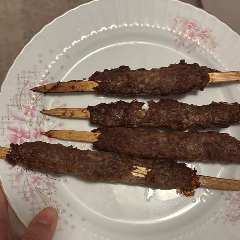 Adana Kebap'ta Beyaz Renk Ve Aşırı Küçülme Sorunu