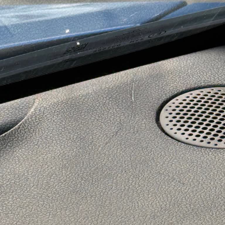 Doğanlar Otomotiv Ford (Gaziantep) Servisinde Cam Değişimi Sonrası Çizik Ve 300 Km Yol Masrafı