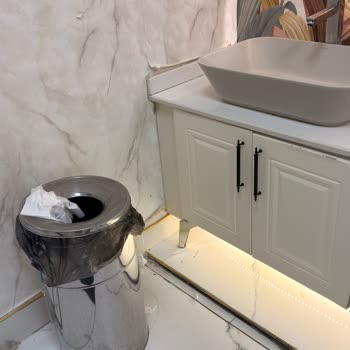 Lotus Kafe Çocuk Tuvaletinde Hijyen İhmal Ediliyor