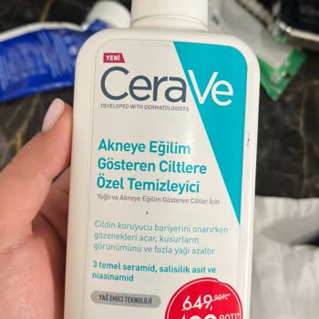 Cerave Temizleme Jelinde Cilt Yanığı Ve Sivilce Patlaması
