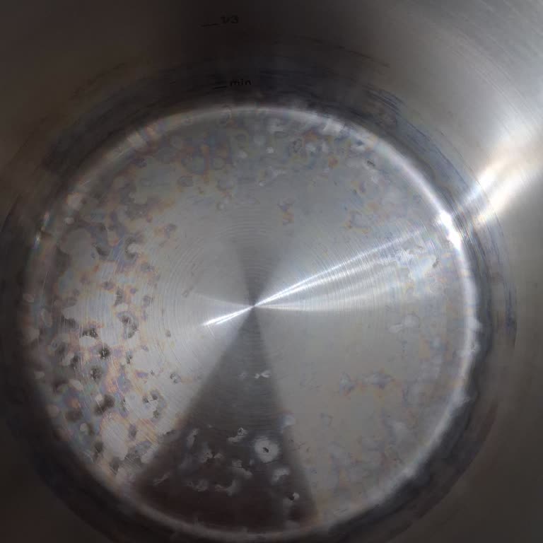 İlk Kullanımda Renk Değiştiren Düdüklü Tencere İçin Değişim Talebi