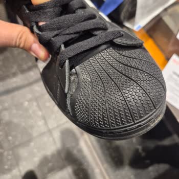 Boyner Dinamik’te Açılan Adidas Ayakkabısı Garantisi Kapsam Dışı Ve Değişim Talebi