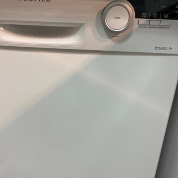 Profilo Bulaşık Makinesinde Küçük Sabitleme Parçasının Kopması Ve Ücretsiz Onarım Talebi