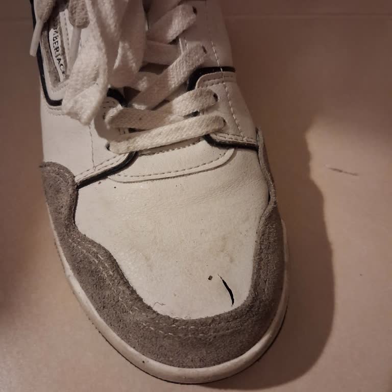 İki Ayda Yırtılan Ayakkabının Red Kararına İtiraz Ve İade Talebi