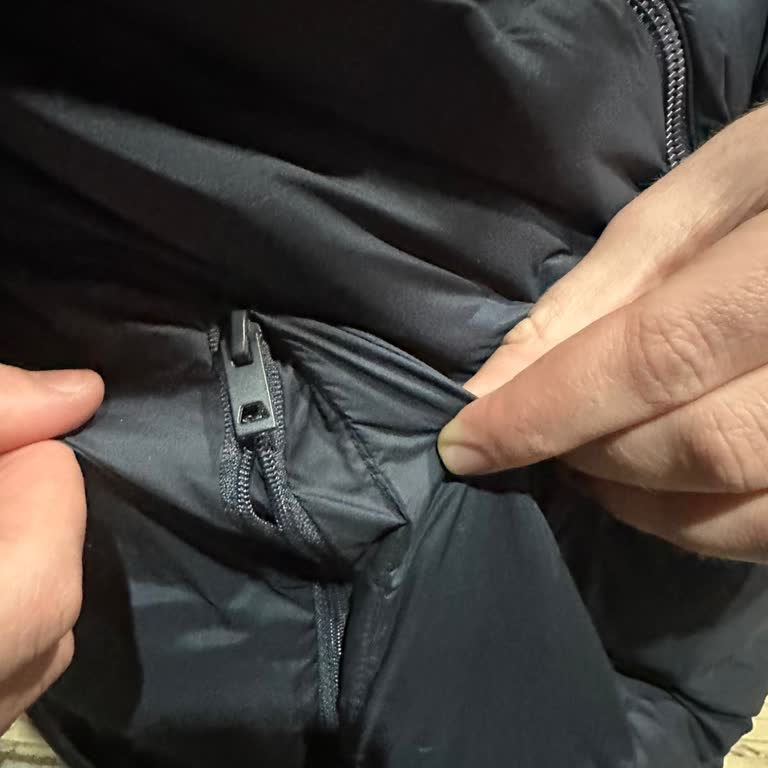 LCW Montunun Fermuarı Takılıyor, Açmak Neredeyse İmkansız