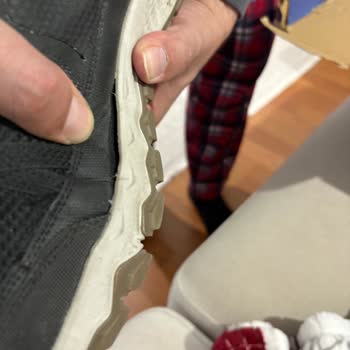 Skechers Ayakkabısındaki Açılma Ve Kalite Sorunu: Değişim Veya İade Talebi