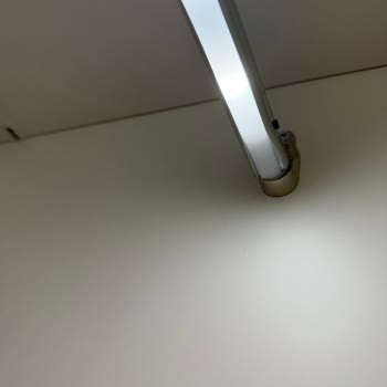 Kırılan Askı Aparatı Ve Habersiz Ertelenen Servis Randevusu