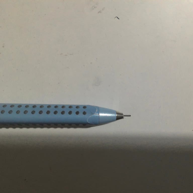 Üç Ayda Çatlayan Faber-Castell Grip 2011 Kalemi Ve Cevapsız Müşteri Hizmeti