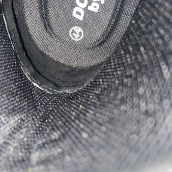 FLO Niğde'de Kalıp Sorunu Olan Botta Ayak Sağlığına Zarar Ve İade Talebi