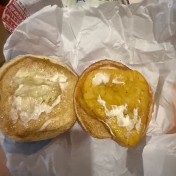 Burger King Kayışdağı’nda Süre Dolmuş Et Ürünleri Nedeniyle Zehirlenme