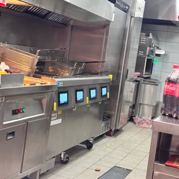Kirli Şube, Hijyen İhlalleri Ve 40 Dakikalık Bekleme: Burger King'de