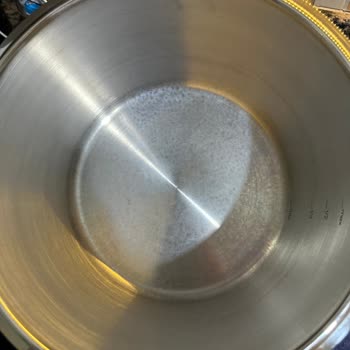 Fissler Vitaquick Premium Düdüklü Tencere İlk Kullanımda Oluşan Lekeler Ve Değişim Talebi