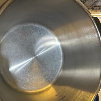 Fissler Vitaquick Premium Düdüklü Tencere İlk Kullanımda Oluşan Lekeler Ve Değişim Talebi