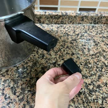 Aras Kargo Düdüklü Tencere Hasarı Ve Cevapsız Şikayet