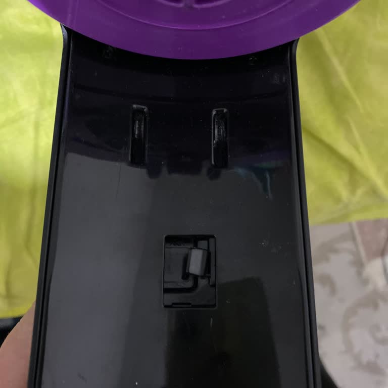 Toz Haznesi Diş Parçasının Sürekli Kırılması Ve Ücretsiz Değişim Talebi