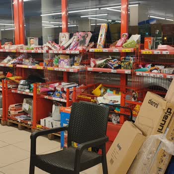 İzmir Buca Şok Market’te Kanlı Et Dolapları Ve Hijyen Sorunu