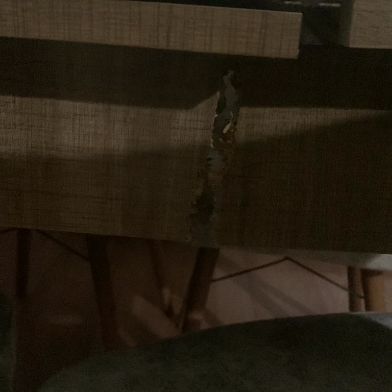 Masa Sandalye Takımının Kısa Sürede Çökmüş Olması Ve Satıcıdan Çözüm Görmemek