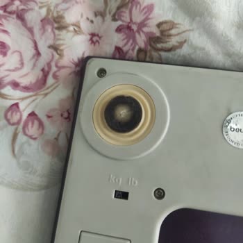 Balanza Beurer defectuosa, pies dañados y sin respuesta del servicio