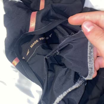 Speedo, gafas defectuosas y mala gestión de garantía