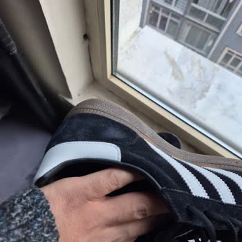 Defolu Ayakkabı Gönderimi Ve Değişim İsteği