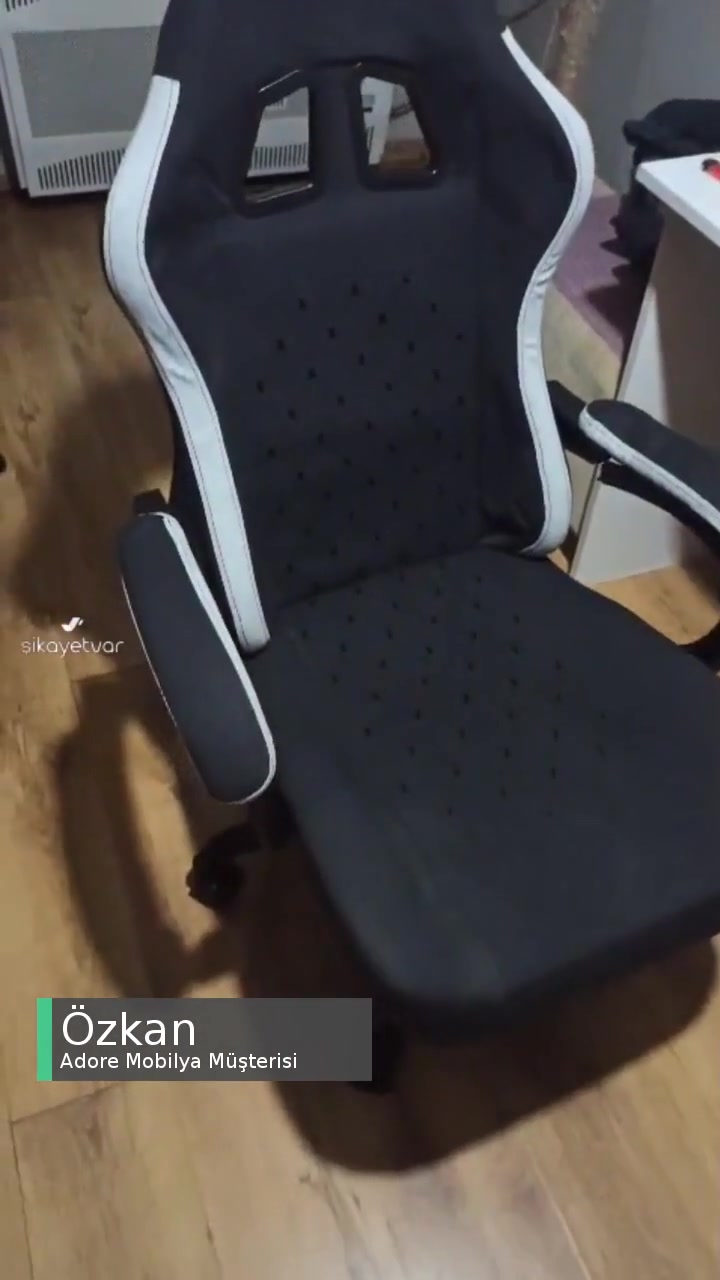 Adore Gaming Throne Oyuncu Koltuğu Kırıldı videonun kapak resmi