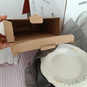 Açılmış Paket Ve Eksik Parçalarla Gelen Porselen Kahvaltı Takımı