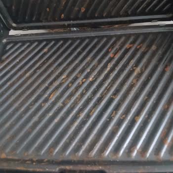 Lider Savio Ev Aletleri Tost Makinesinin Plakalarında Paslanma Oluştu!