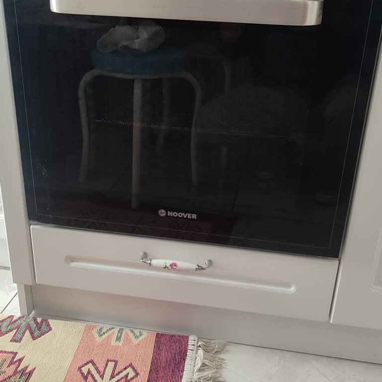 Hoover Ankastre Fırın Servisi Üç Hafta Boyunca Cevapsız