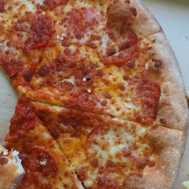 Papa John’s Şişli Şubesinde Eksik Topping Ve Yanmış Pizza İçin Tam İade Talebi