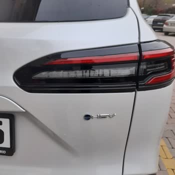 Sağ Stop Lambasındaki Çatlak İçin Garanti Reddi Ve Uzun Süreli Cevapsızlık