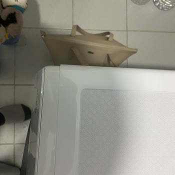 Media Markt Teslim Edilen Çamaşır Makinesinin Hasarlı Olması Ve Değişim Talebi!