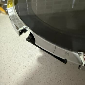 Vestel Kapağım Kırıldı; Parça Teslimatı Uzun Süre Bekliyor Ve Müşteri Hizmetleri Cevapsız