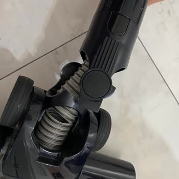 Sinbo Dikey Süpürgede Sürekli Parça Kırılması Ve Değişim İsteği