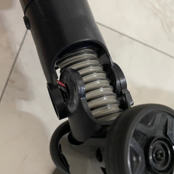 Sinbo Dikey Süpürgede Sürekli Parça Kırılması Ve Değişim İsteği