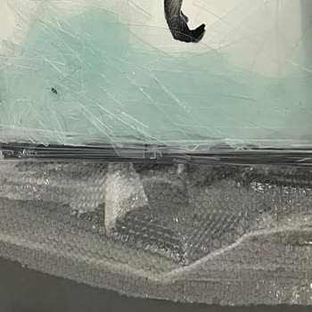 Yurtiçi Kargo Gönderilerin Birinde Çerçeve, Diğerinde İse Cam Kırılmış Olarak Alıcıya Ulaştı!