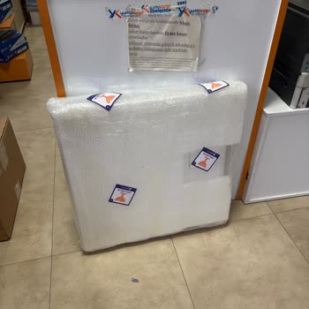 Yurtiçi Kargo Gönderilerin Birinde Çerçeve, Diğerinde İse Cam Kırılmış Olarak Alıcıya Ulaştı!