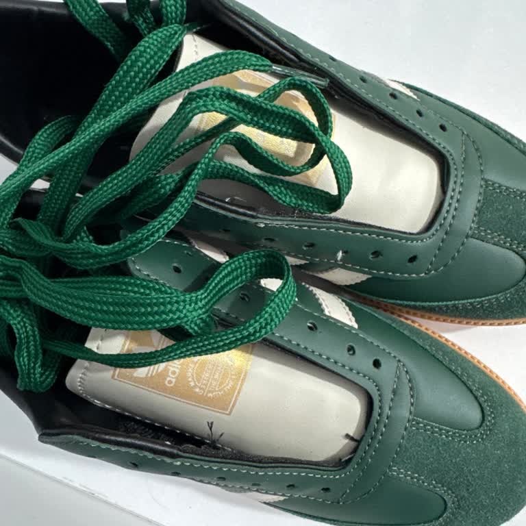 Ürün Bağcıkları Reklamla Uyuşmuyor Ve İade Talebime Cevap Alınamıyor