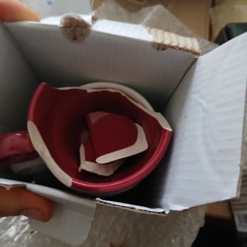 Yanlış Tabak Ve Kırık Kupa Setleri İçin İade Talebi
